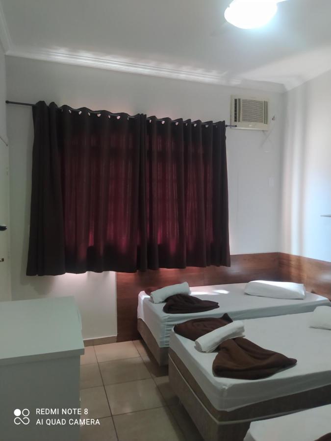 Pousada Quarto Familiar Com Ar,Frigobar,Wi Fi, Garagem Aparecida  Eksteriør bilde